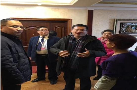 雁塔區(qū)區(qū)委副書記、代區(qū)長趙雷蒞臨【朱雀云天】小區(qū)檢查冬季供暖情況